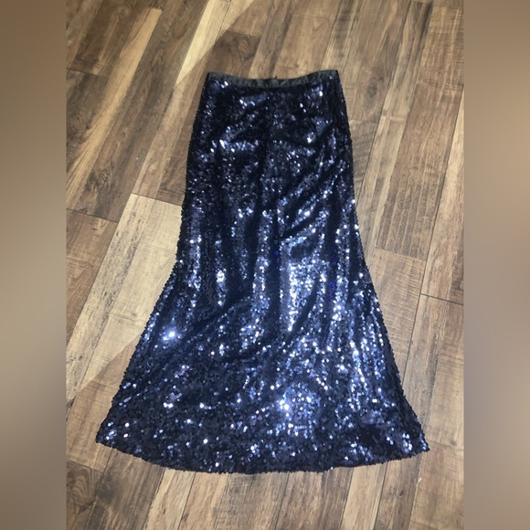 Carmen by Carmen Marc Valvo holiday Sequined Fishtail Ball Skirt 8 party evening - Picture 4 of 9